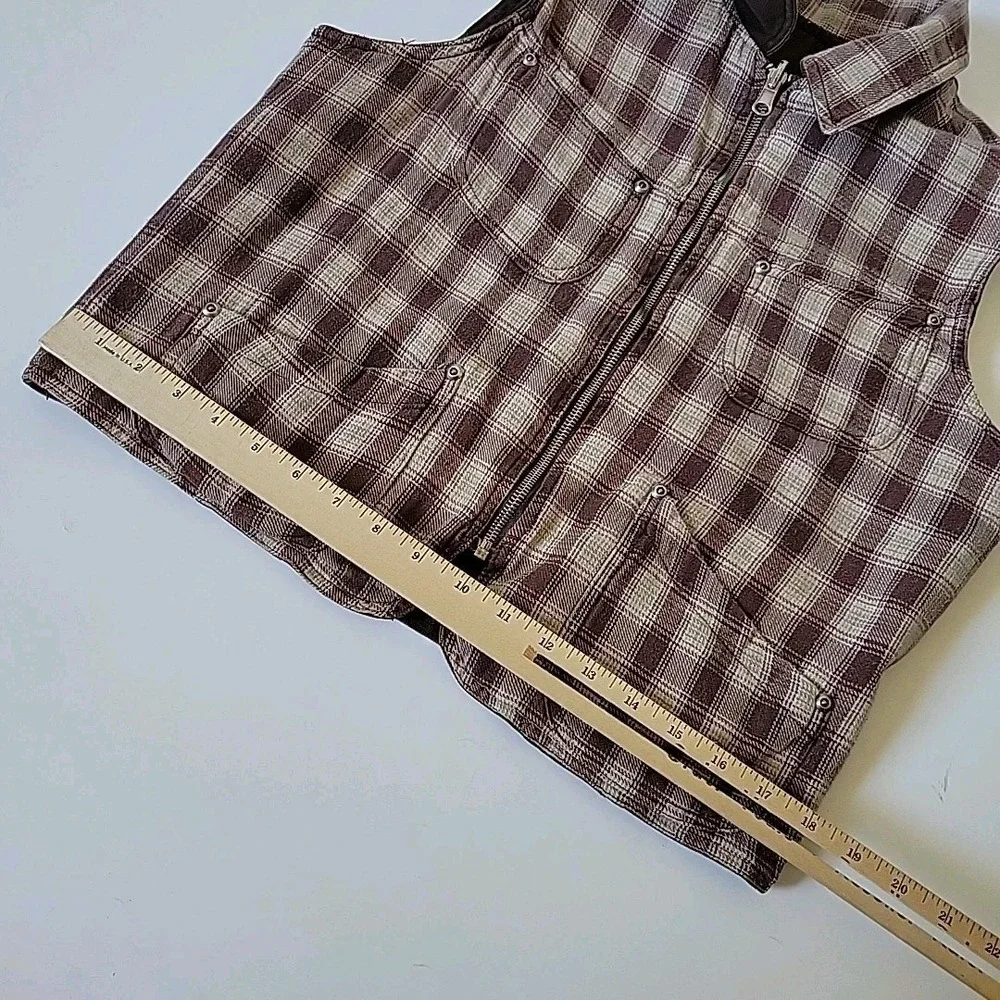 St Johns Bay Vintage Reversible Vest Petite Medium Brown‎ Denim Flannel Full Zip